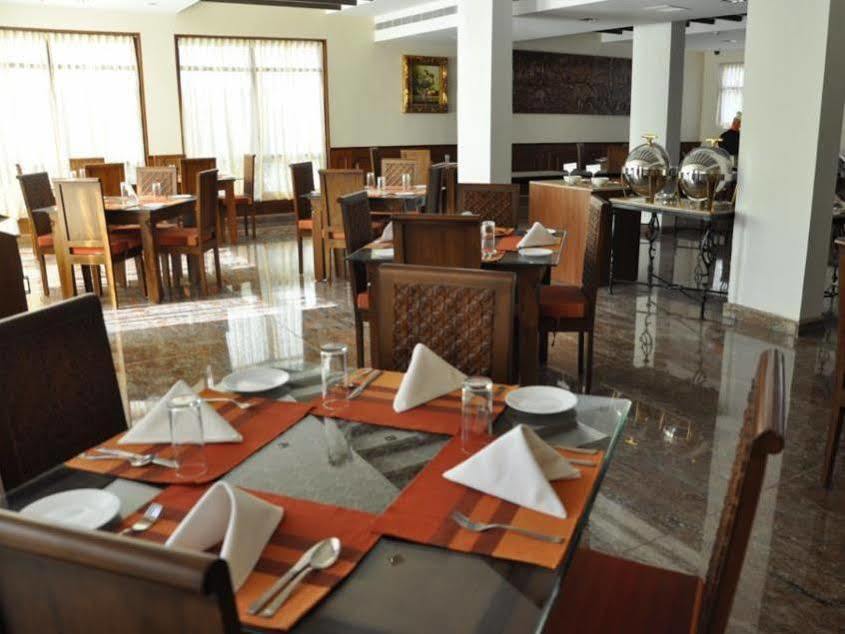 Jc Residency Madurai Hotel Buitenkant foto